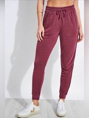 Free People Movement Back Into It Jogger Sweatpants Maroon Medium
